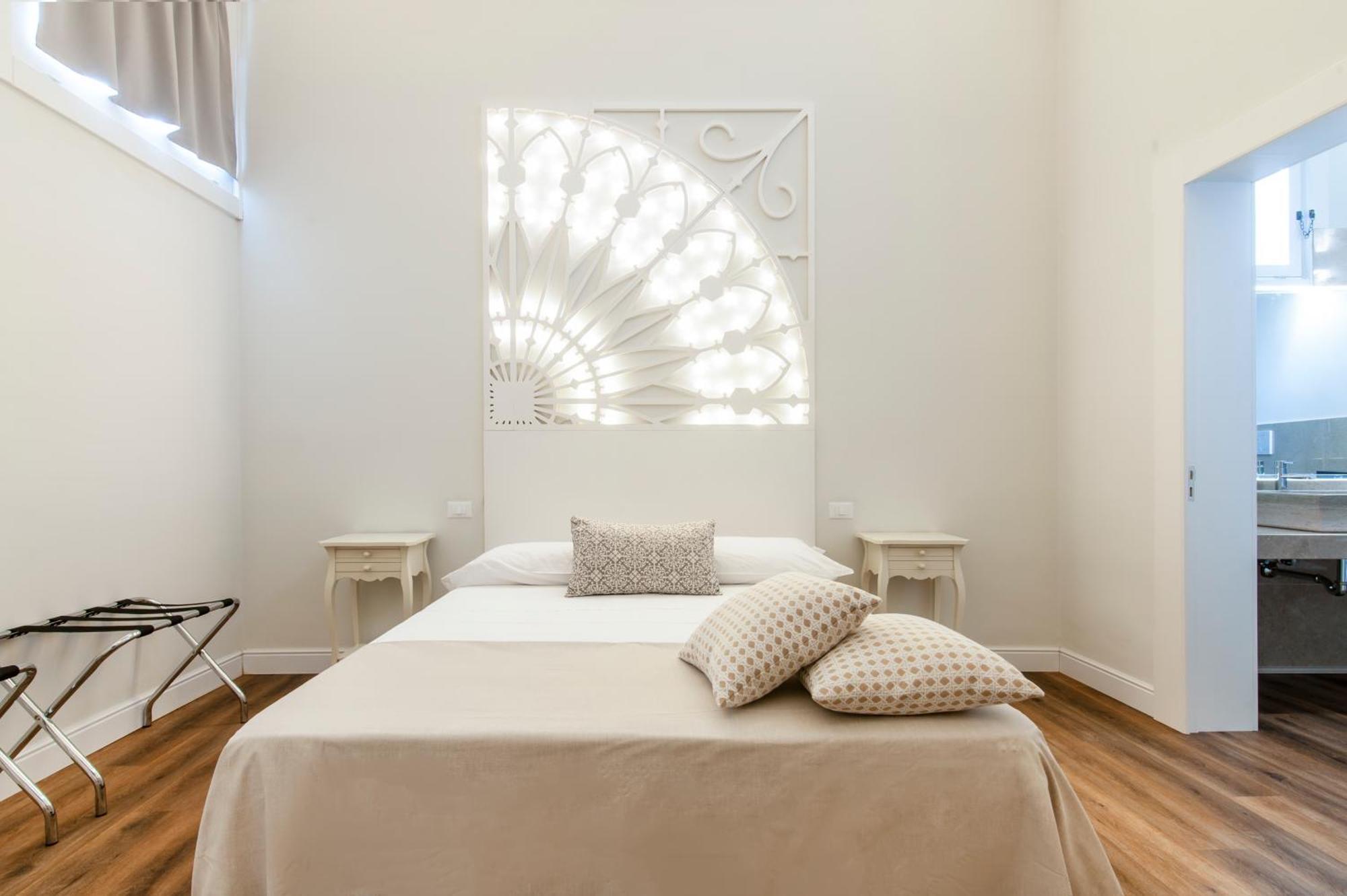 Vittoria Luxury House Bed & Breakfast *